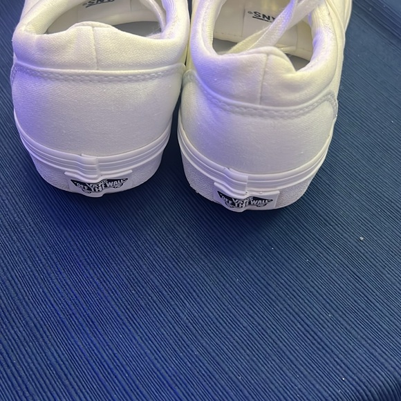 White vans size 7.5 - Picture 3 of 5